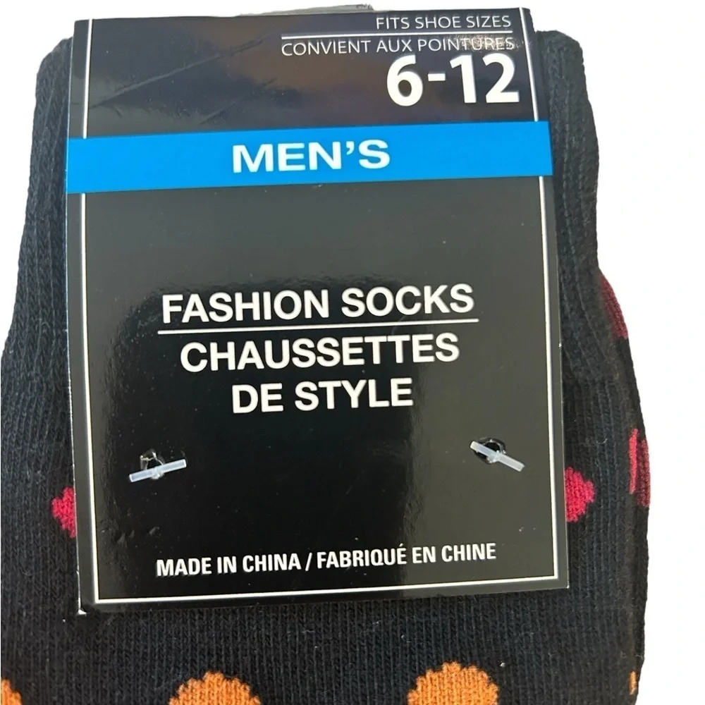 (2) Pairs‎ of Fashion Socks - Size 6-12 - New in Packaging!